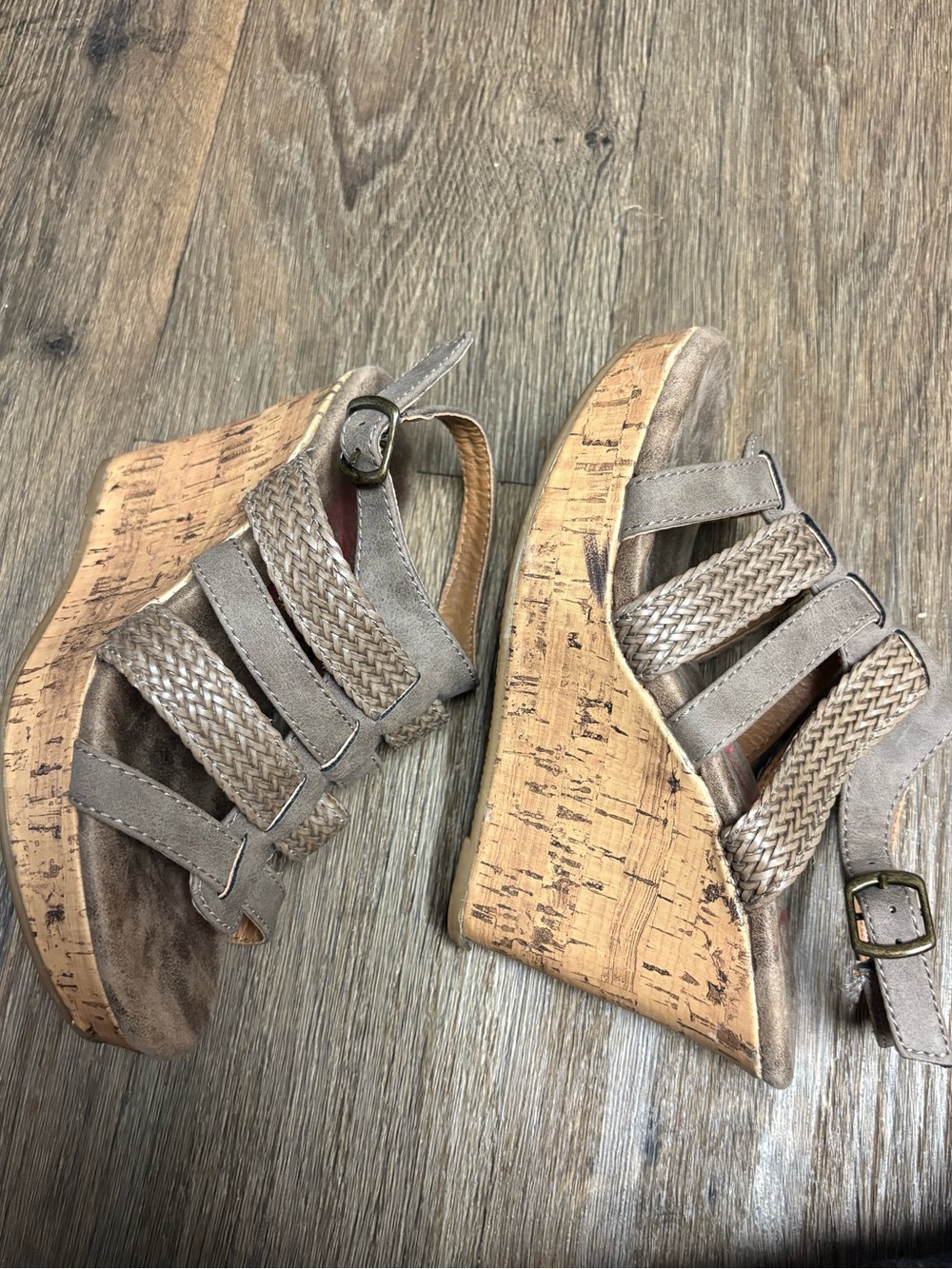 Jellypop Women's Size 5.5M Taupe Woven Strap Cork Wedge Sandals